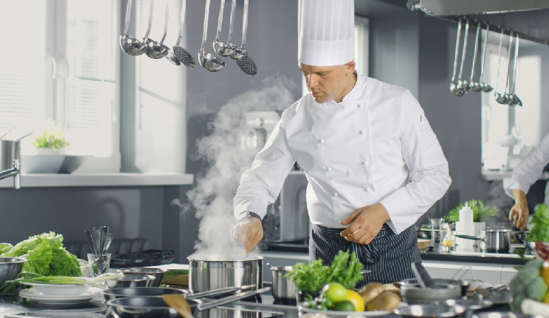 Medidas de prevención en riesgos laborales para garantizar una cocina segura